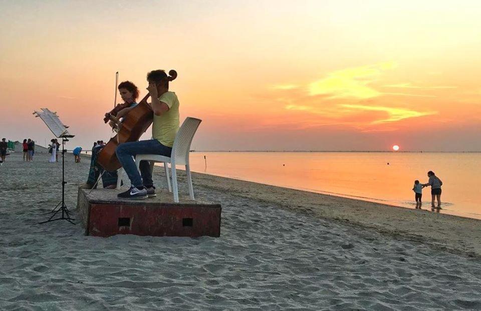 Marina Beach Bianca Villa Llido Degli Estensi Dış mekan fotoğraf